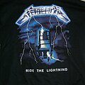 - metallica sweater