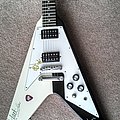 MSG - Other Collectable - Schenker signed flying v