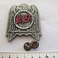 Slayer - Pin / Badge - Slayer  shaped   eagle  pin badge n8