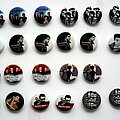 Various - Pin / Badge - various new buttons 3.1 cm  bu24