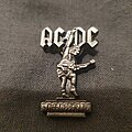 AC/DC - Pin / Badge - AC/DC stiff upper lip - Pin