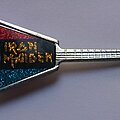 Iron Maiden - Pin / Badge - Iron Maiden guitar badge