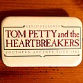 Tom Petty And The Heartbreakers - Pin / Badge - Tom Petty And The Heartbreakers "Southern Accents Tour" Pin