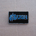 Saxon - Pin / Badge - SAXON blue logo on black background Clubman 1980s metal pin