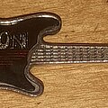 Saxon - Pin / Badge - Saxon Glitter Guitar Pin