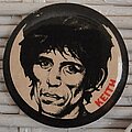 The Rolling Stones - Pin / Badge - The Rolling Stones Keith Richards Button