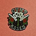 Guns N&#039; Roses - Pin / Badge - Guns N' Roses  - Enamel Metal Pin