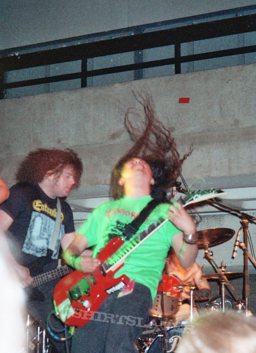 Jesse w/ Napalm Death circa. 1990 (same shirt diff colour??) 239260417_ab8dfe9dc3_b.jpg