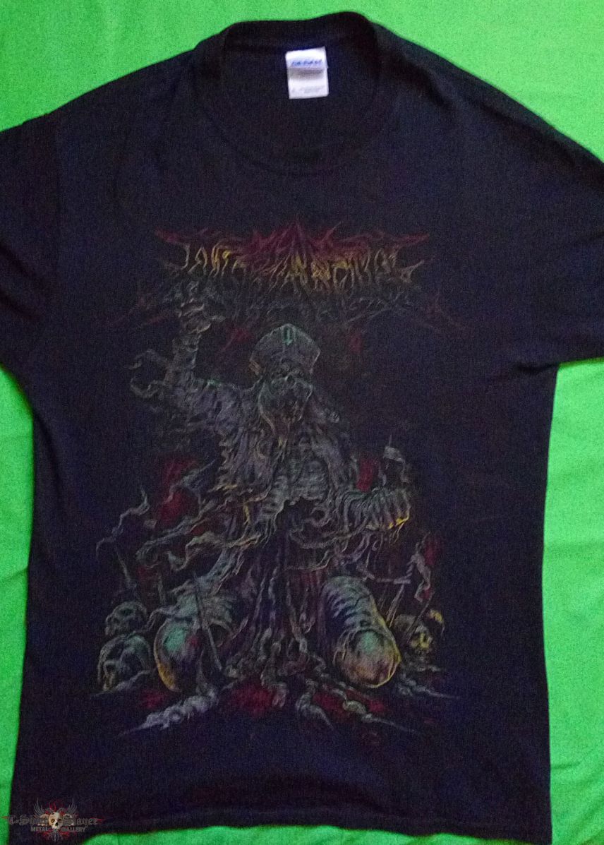 Acrania priest shirt