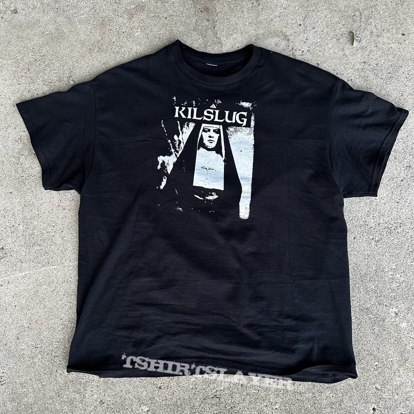 Kilslug “Nun” Shirt
