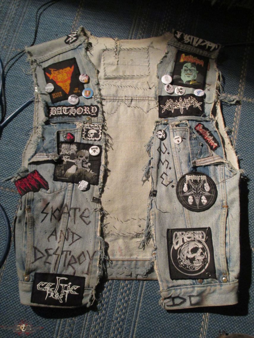 Dead Kennedys Filthy Vest Update