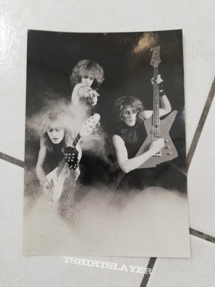 Warrant - press info and promo photo 85 Warrant - press info and promo photo 85