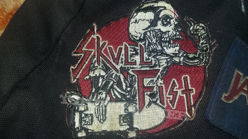 Skull Fist-Shred&#039;s Not Dead Official Embroidered