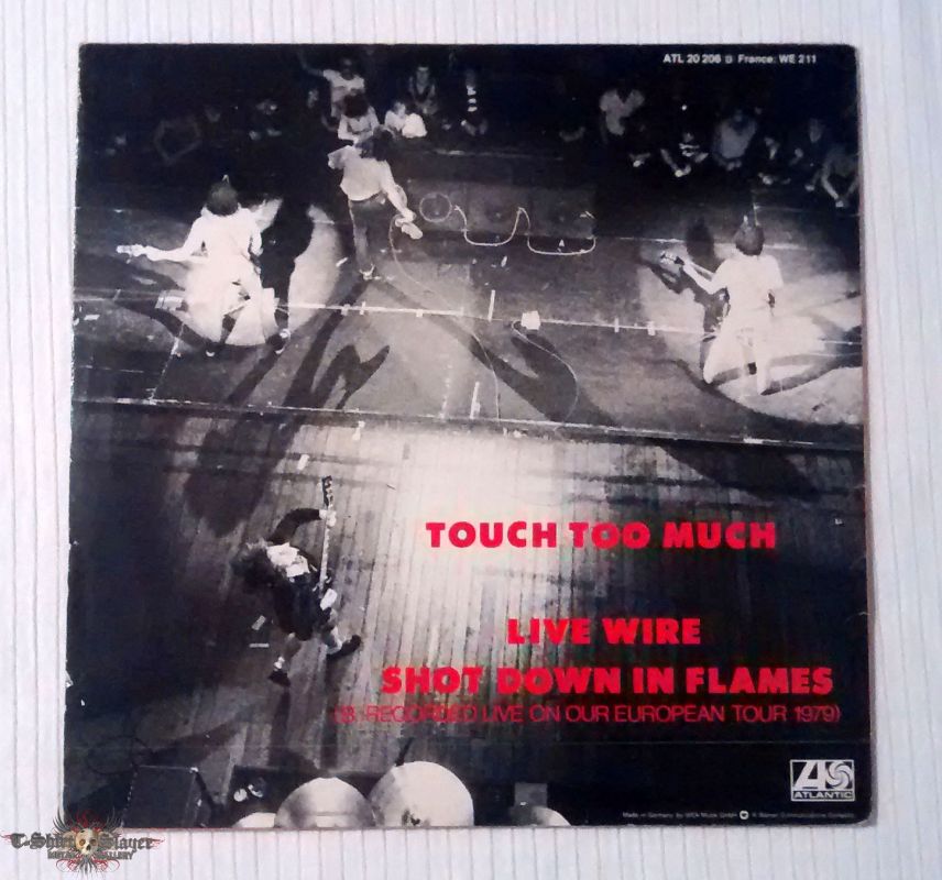 AC/DC: Touch too much 7 + live wire, shot down in flames (2 live versions  from the '79 European tour) 7 Check video and review video - Yperano  Records