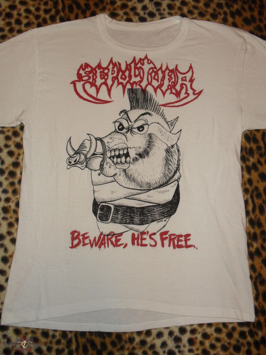 Sepultura 80&#039;s shirt Beware, he&#039;s free 