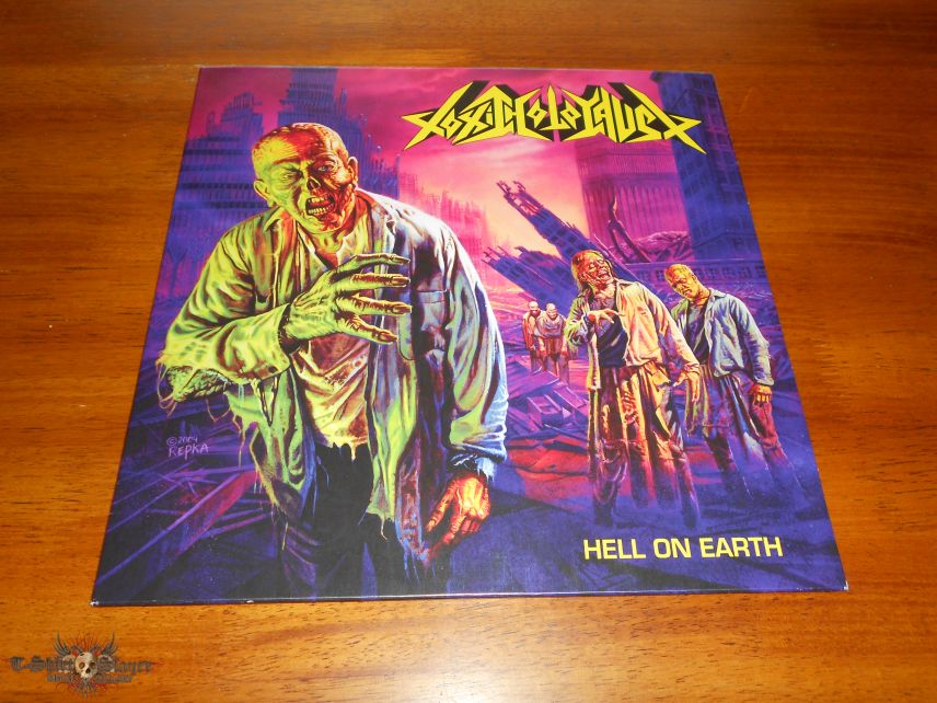  Toxic Holocaust ‎/ Hell On Earth Purple LP
