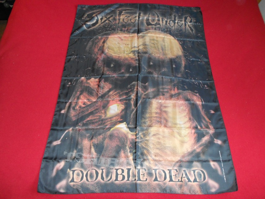 Other Collectable - Six Feet Under/Tapestry/Flag