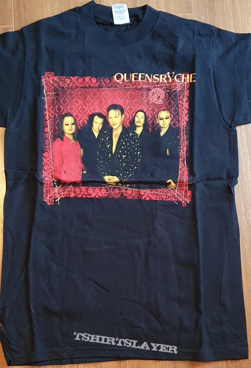 Queensryche - Q2K - official tourshirt US dates