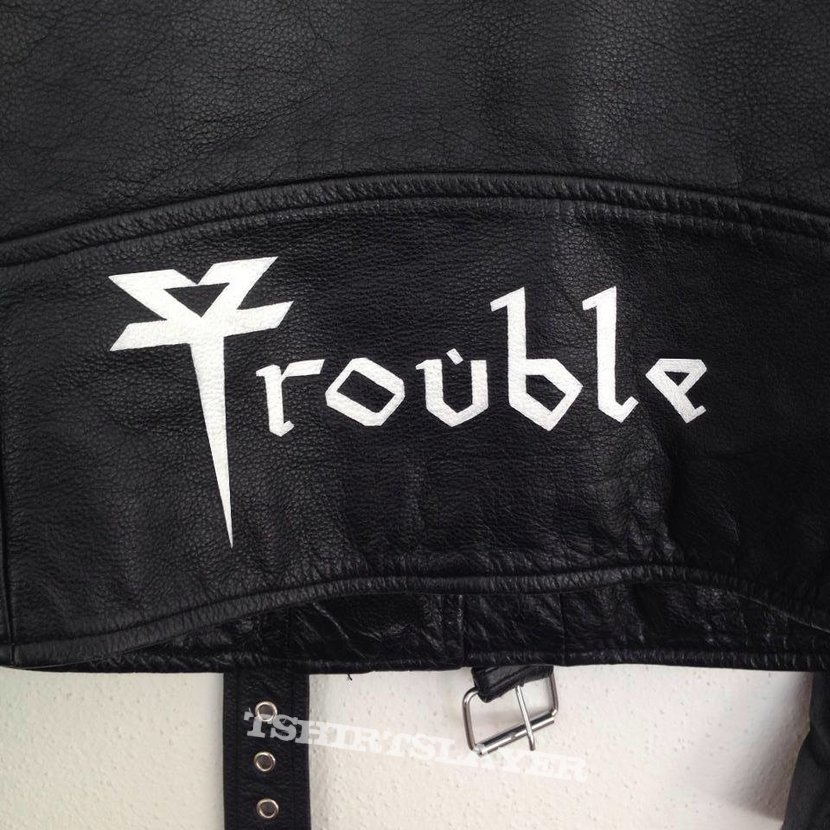 Trouble Logo