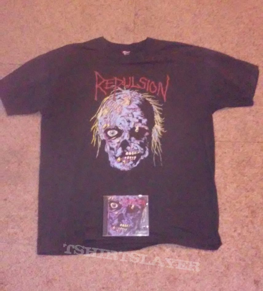 Repulsion &#039;&#039;Horrified&#039;&#039; shirt &amp; cd