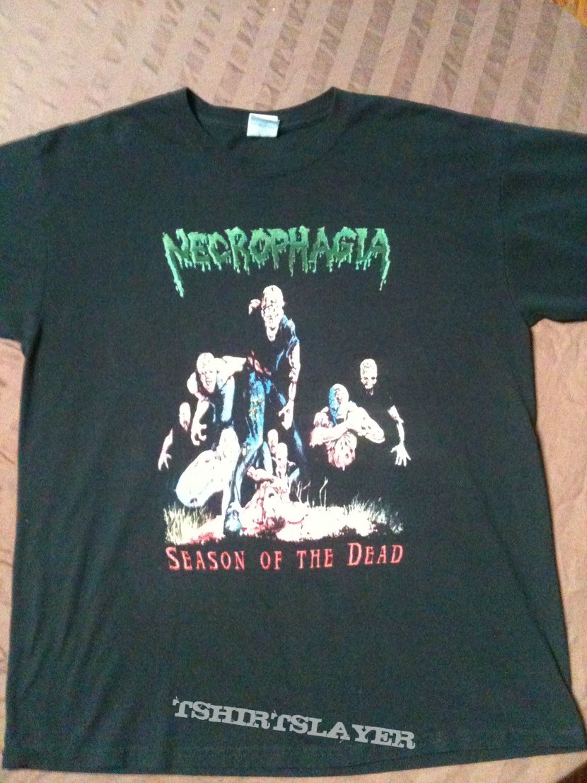 Necrophagia