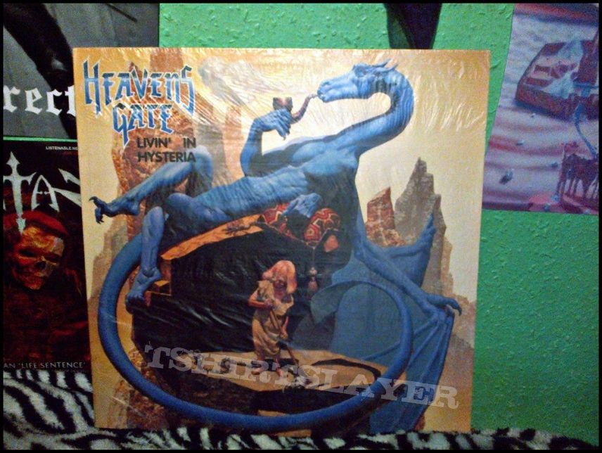 Heavens gate- livin in hysteria LP