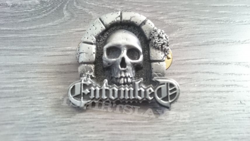 Entombed - Logo / Skull Pin