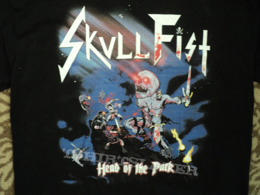 TShirt or Longsleeve - Skull Fist - Head of the Pack