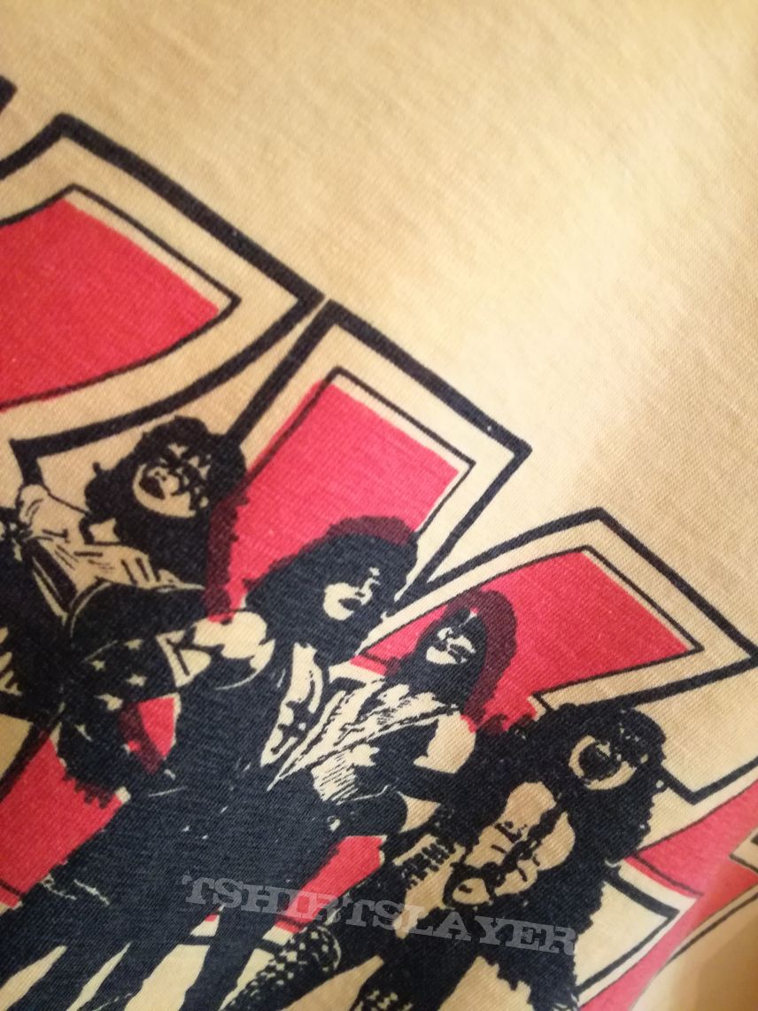 Kiss vintage shirt love gun