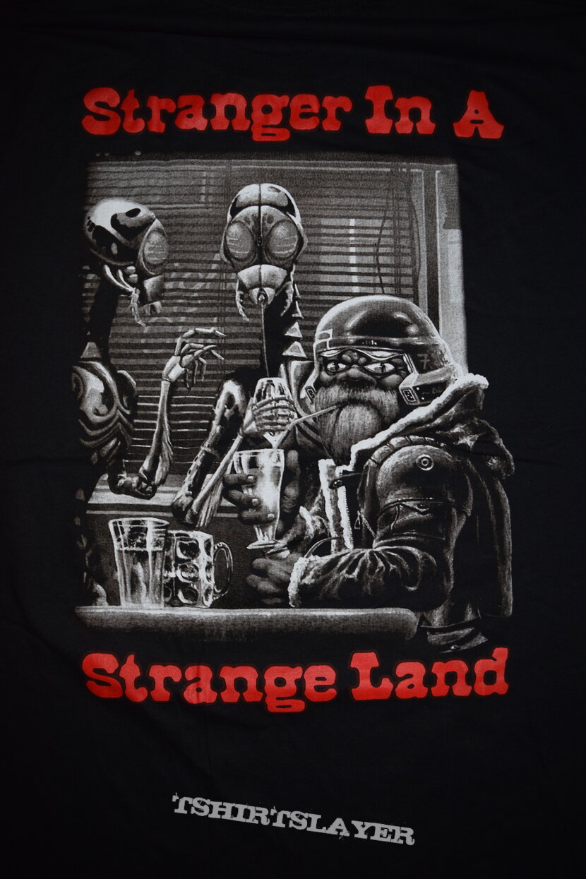 Iron Maiden - Stranger In A Strange Land