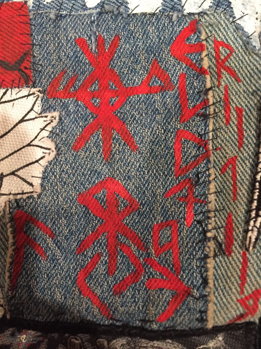 Enslaved vest painting