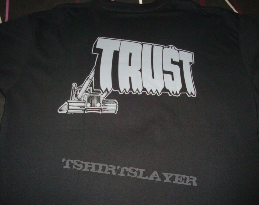 Trust logo shirt