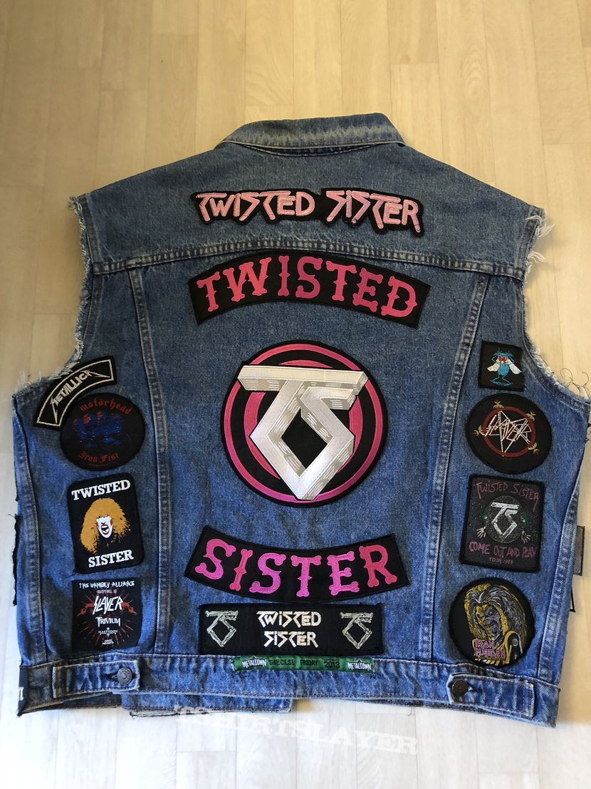 Twisted Sister Updated battlevest