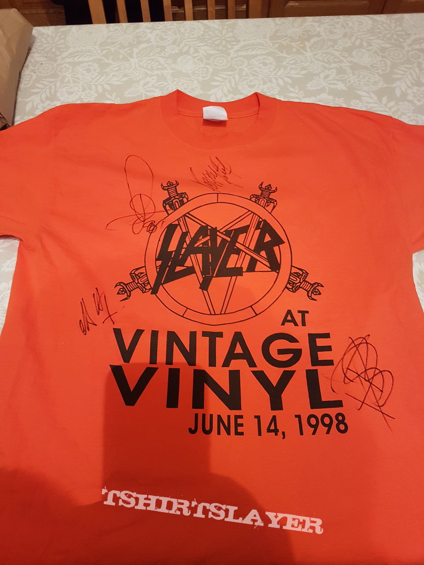 Slayer fully signed shirt Tom Jeff Kerry and Paul 