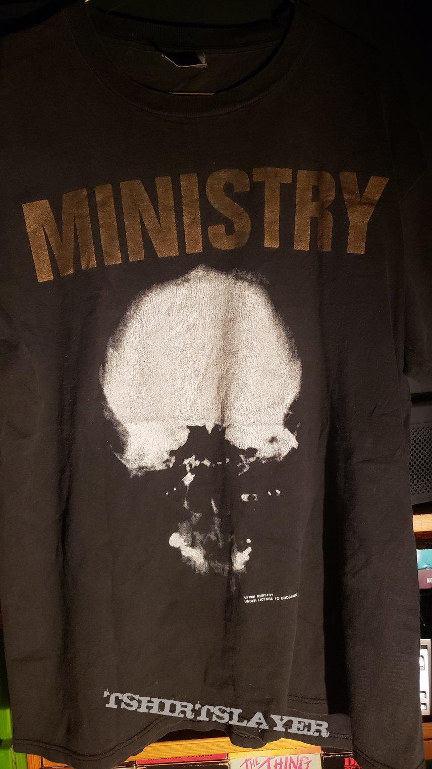 Ministry - The Mind is a Terrible Thing to Taste