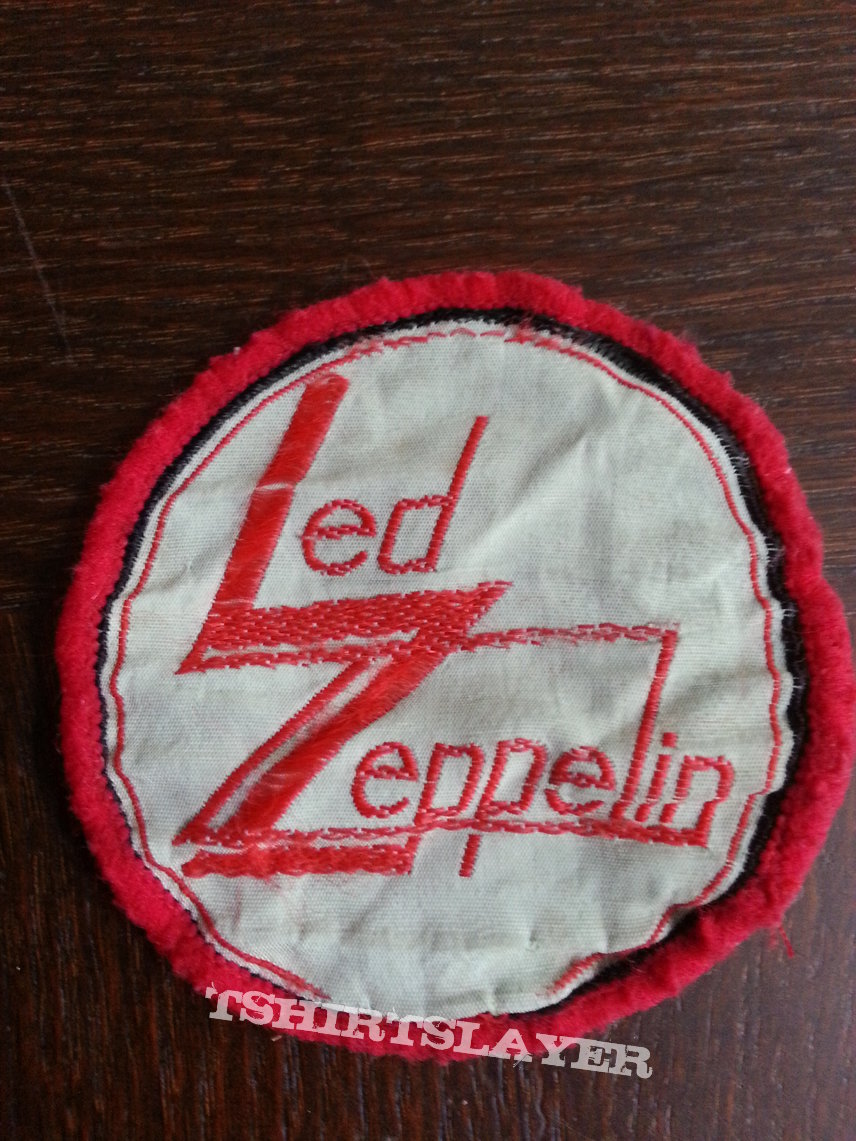 patch rond bordure rouge  de Led Zeppelin