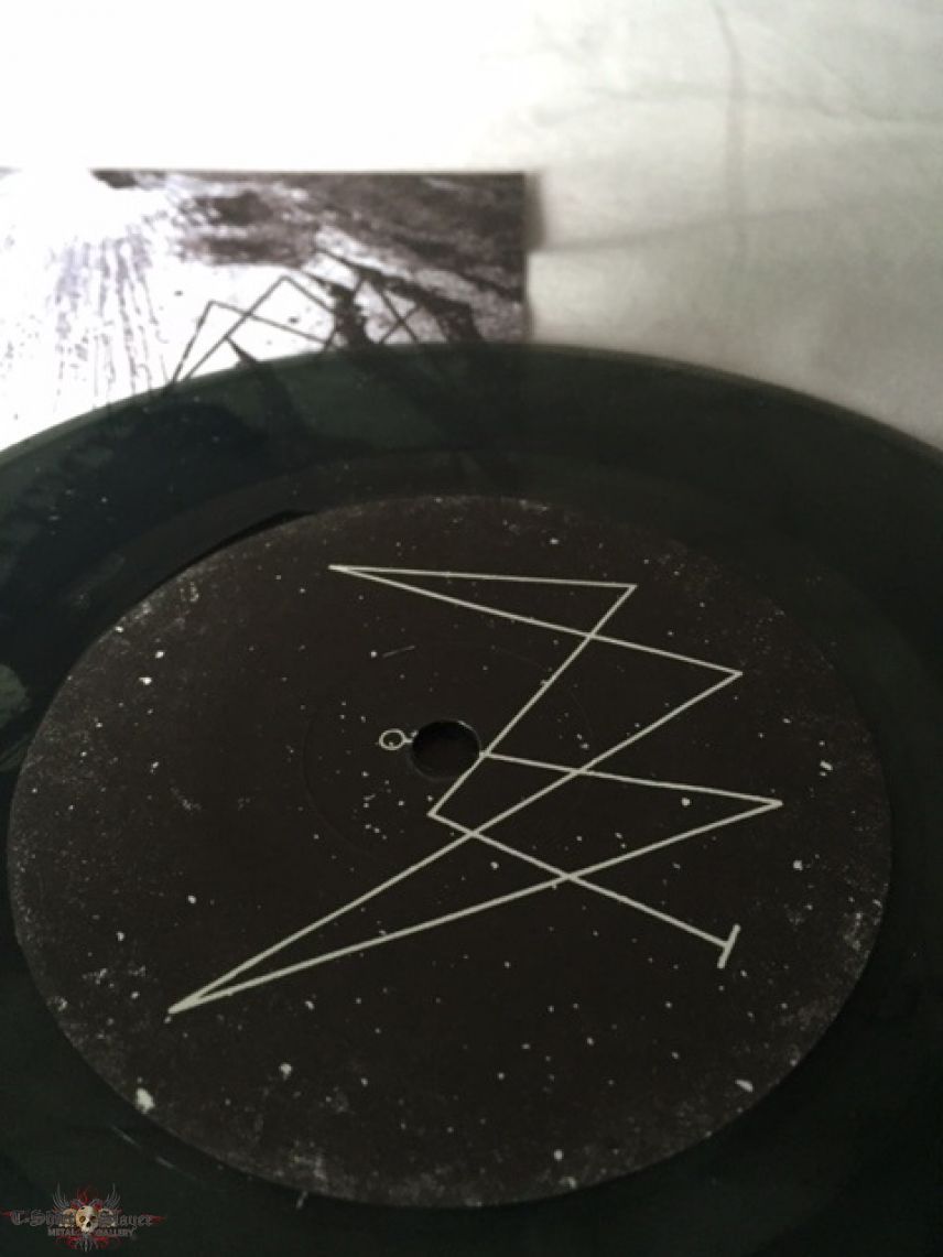 Lluvia/LVTHN - Illuminantes Tenebrae split vinyl