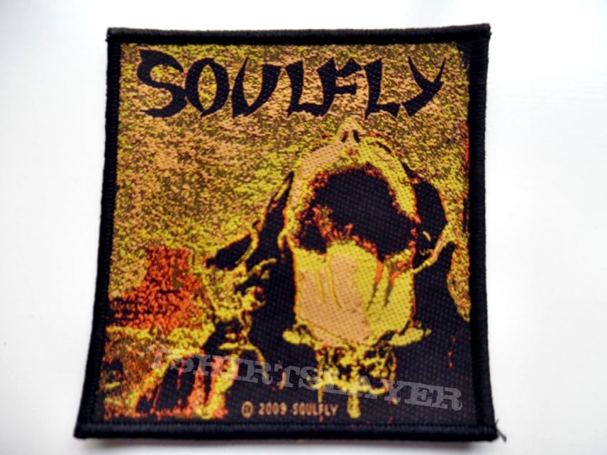 SOULFLY  patch 32  new   8.5 x8 cm 2009 nieuw opnaai embleem