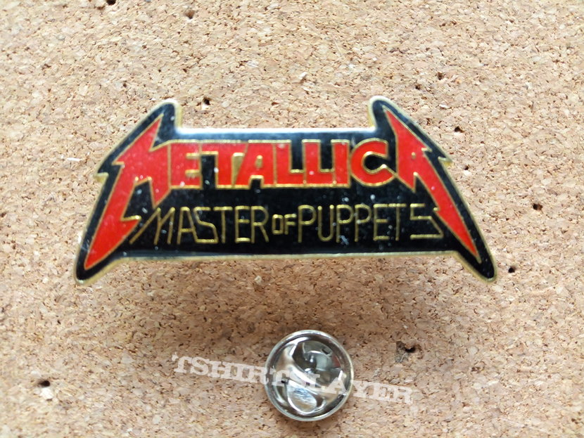 Metallica old shaped master of puppets pin badge  2x5 cm no348