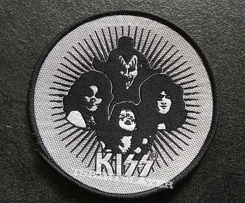 Kiss hotter than hell 2003 patch 83