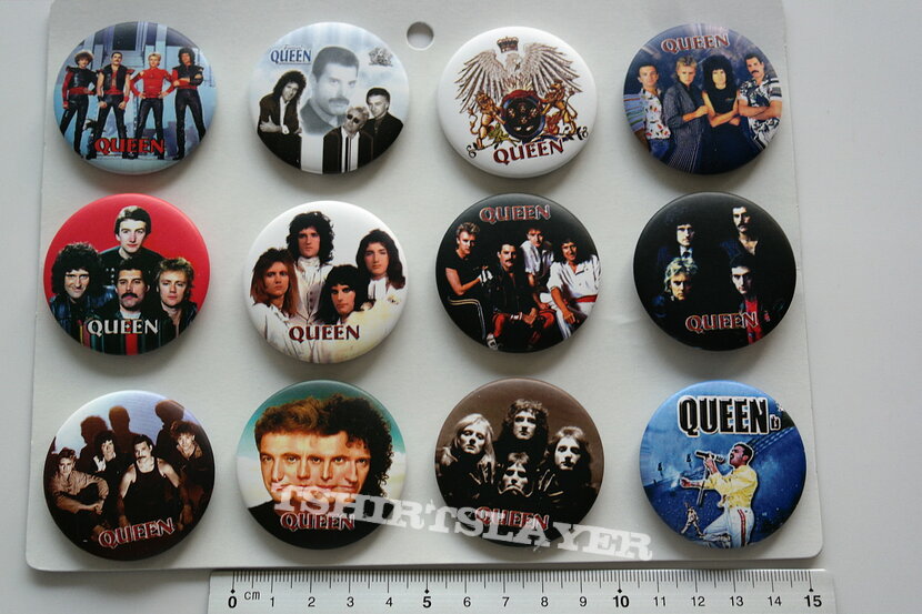 Queen various new buttons 4.4 cm  --  b88 &amp; 89