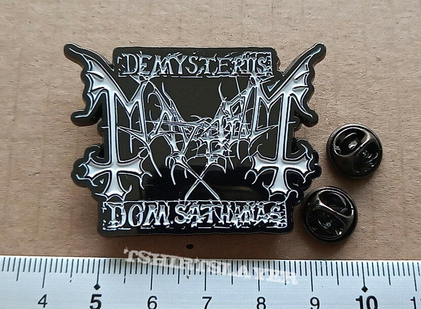 Mayhem  De Mysteriis Dom Sathanas  shaped pin badge n3