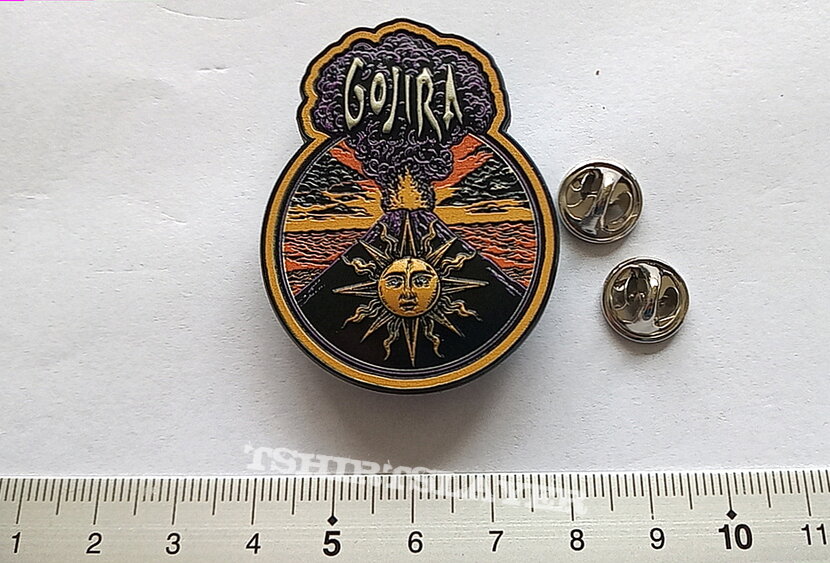 Gojira Magma  3d pin badge full colour  n5