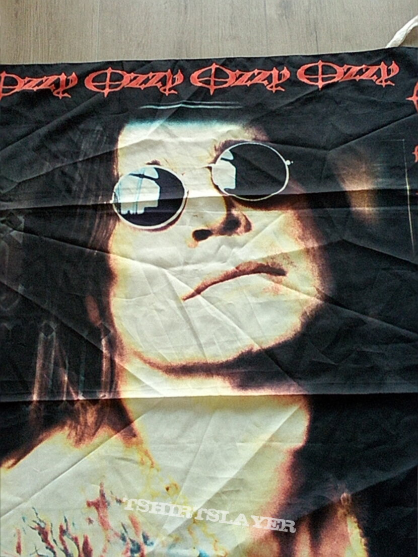 Ozzy Osbourne  offical 2002 poster flag--- 95 x 135 cm no 9056