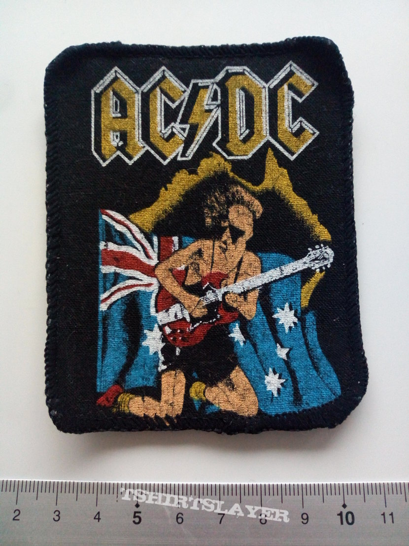 AC/DC   Angus  patch 144