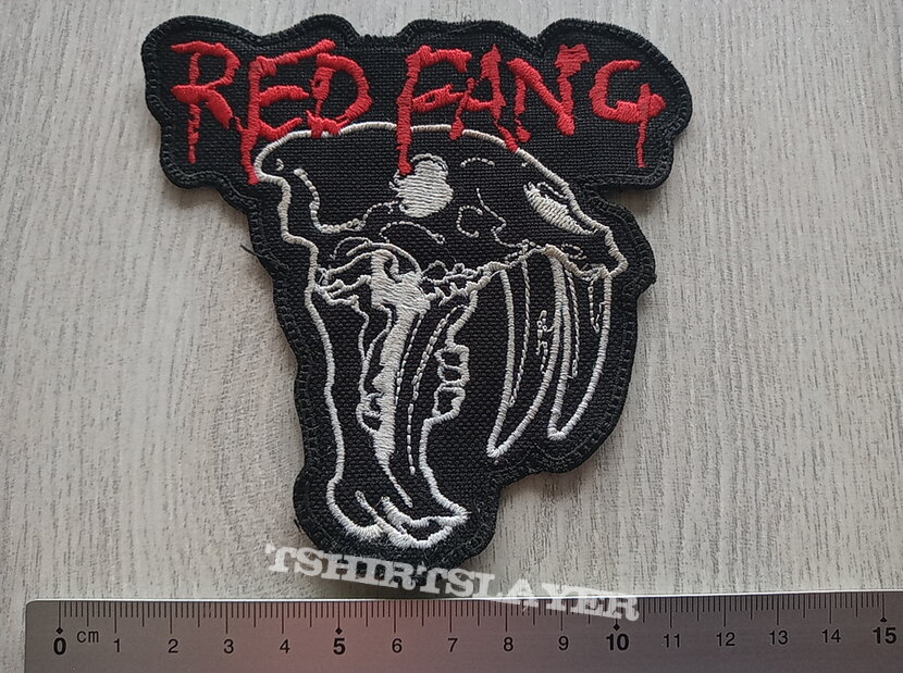 Red Fang new  2009 shaped skull patch r74