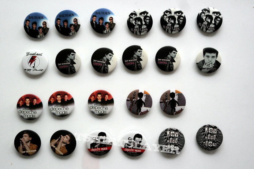 various new buttons 3.1 cm  bu24