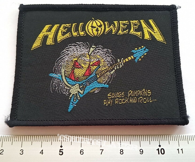 Helloween Savage pumpkins play rock and roll.
