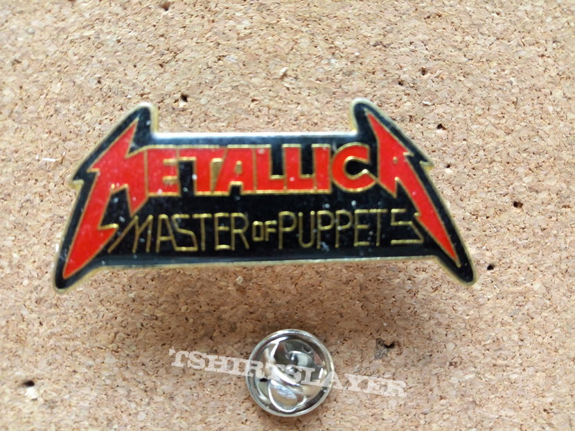 Metallica old shaped master of puppets pin badge  2x5 cm no348