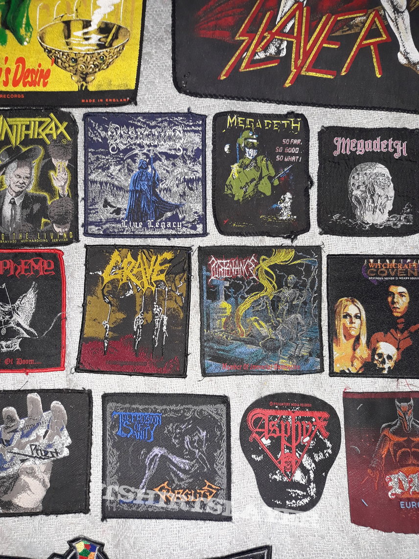 Bolt Thrower Loose patches